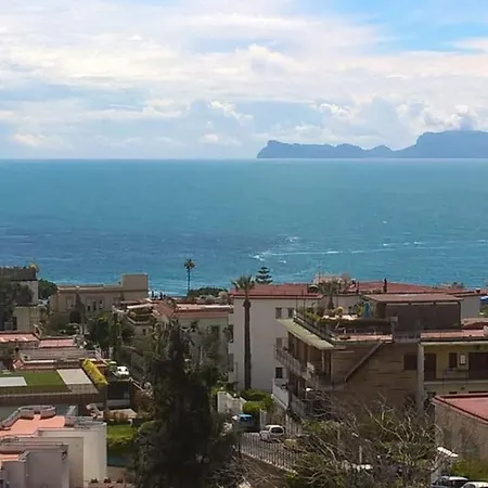 Posillipo: Soggiorno D'incanto Апартаменты *