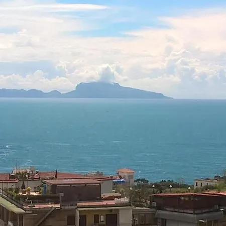 Posillipo: Soggiorno D'incanto נאפולי